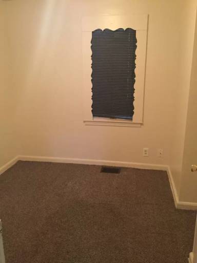 Main picture of 5823 N Teutonia Ave
