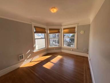 Main picture of 1083 Lombard St