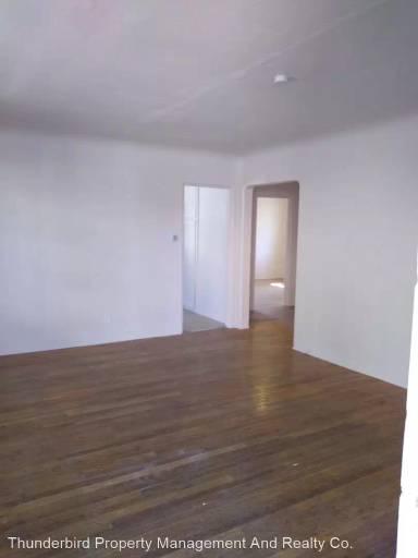Main picture of 326 Charleston St NE