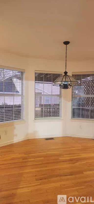 Main picture of 2111 E Cinnamon Way