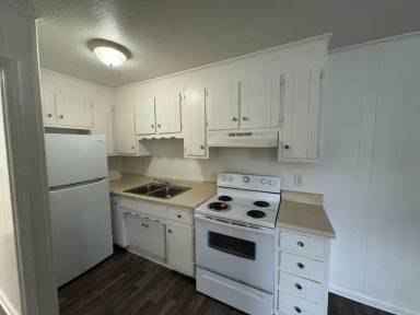 Main picture of SHADY OAKS