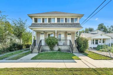 Main picture of 735 W 400 N