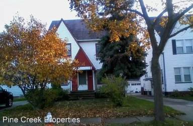 Main picture of 16116 Westview Ave
