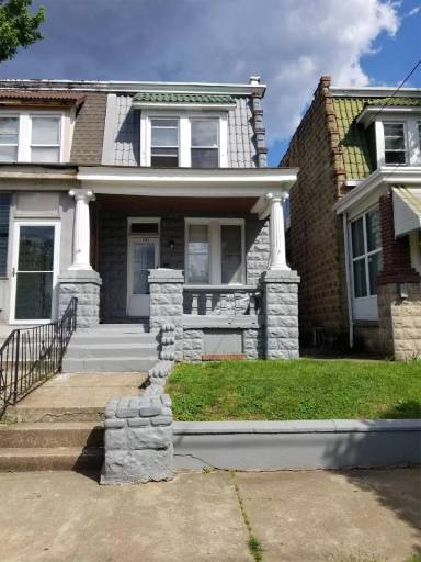 Main picture of 3703 2nd St