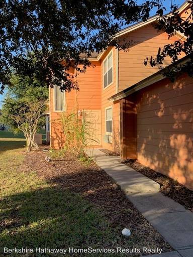 Main picture of 606 Orchid Dr