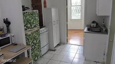Main picture of 220 Boerum St