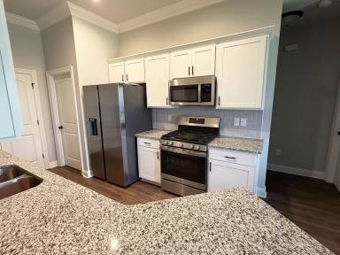 Main picture of 403 Mangrove Ln