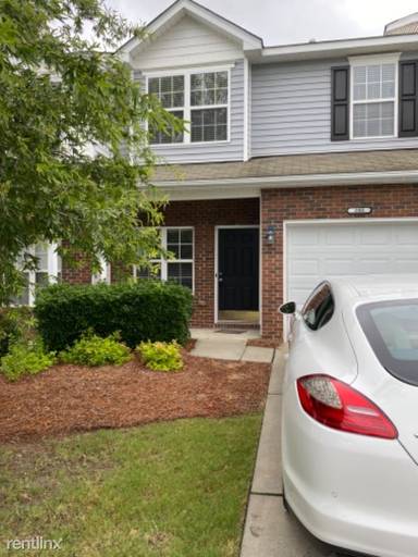 Main picture of 256 Azteca Dr