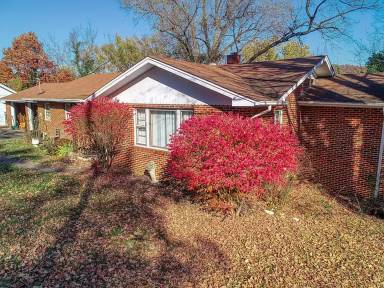 Main picture of 1509 Suncrest Dr