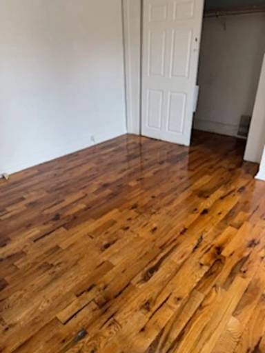 Main picture of 902 42nd St