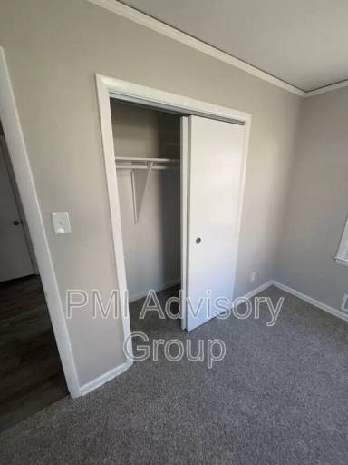 Main picture of 3607 SW 9th St