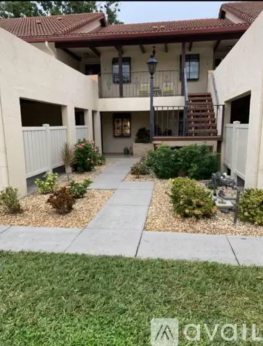 Main picture of 762 Avenida Estancia