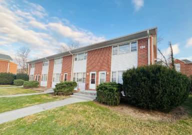 Main picture of 412 Harding Ave