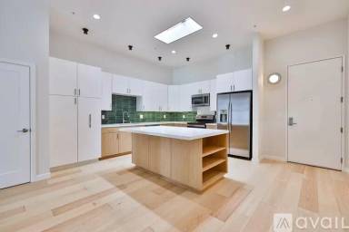 Main picture of 3211 5th Ave