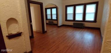 Main picture of 4518 W Burleigh St