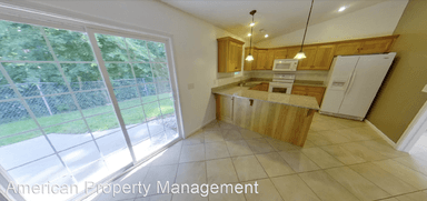 Main picture of 305 Stone Dr