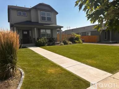 Main picture of 3820 SW Metolius Ave