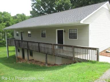 Main picture of 423 Dewey St