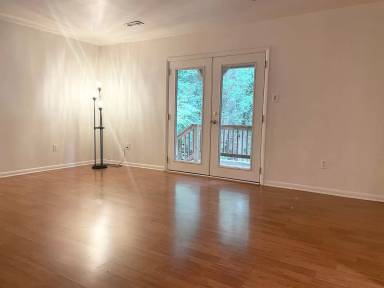 Main picture of 139 Albemarle Dr