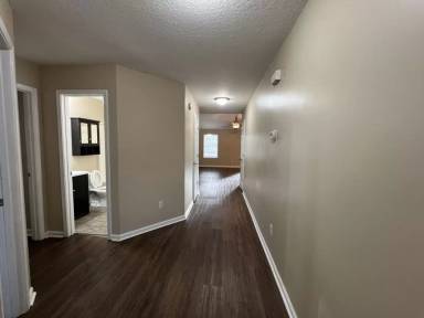 Main picture of 517 Lake Jordan Blvd W