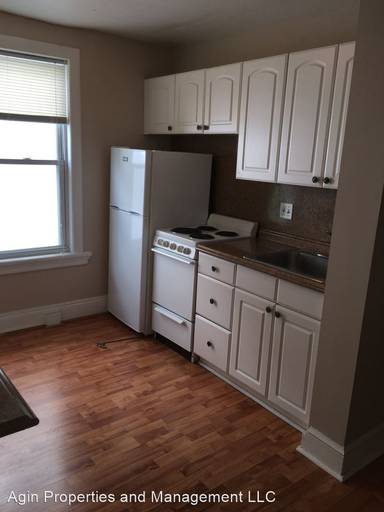 Main picture of 251 S Whitney St
