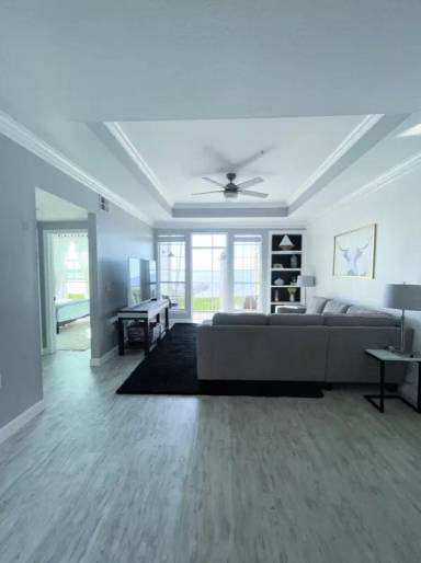 Main picture of 2302 Bay Club Cir