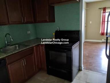 Main picture of 7630 N Milwaukee Ave