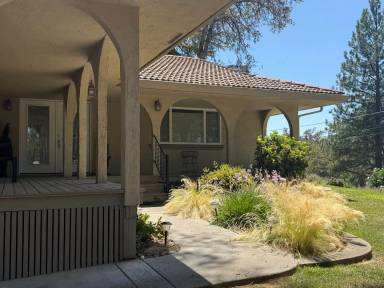 Main picture of 23799 Woodhaven Pl