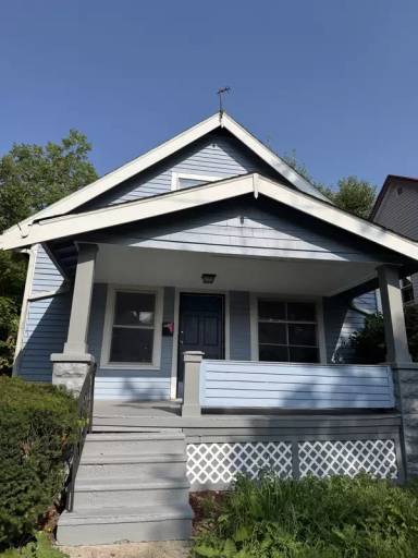 Main picture of 3679 E 105th St