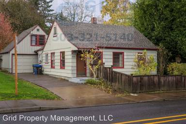 Main picture of 8931 SE 42nd Ave