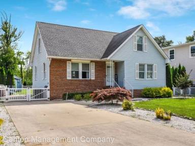 Main picture of 8938 Millers Island Blvd