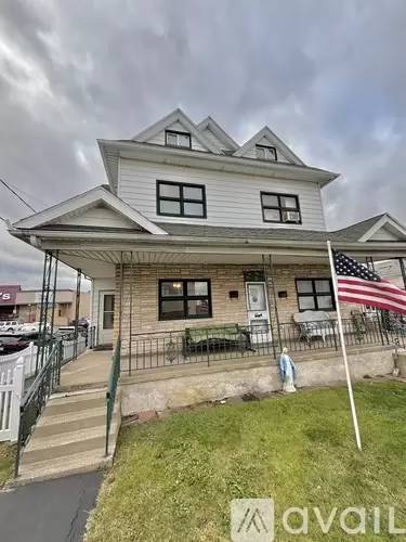 Main picture of 624 S Main Ave