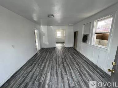 Main picture of 233 E Euclid Ave