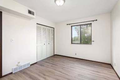 Main picture of 1301 Springfield Dr
