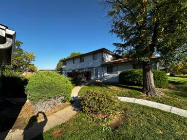 Main picture of 1329 S Chambers Cir