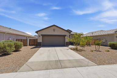 Main picture of 1575 E Fletcher Dr
