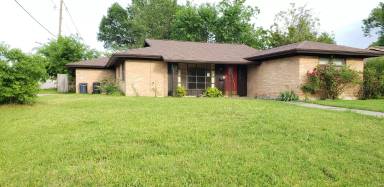 Main picture of 5201 Wosley Dr