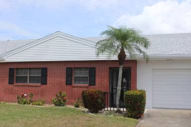 Main picture of 1453 Edgewater Cir