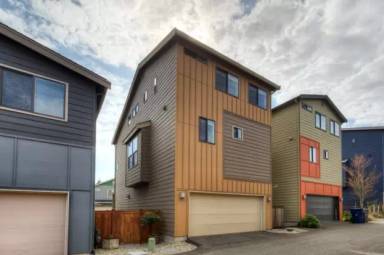 Main picture of 15826 13th Ave W