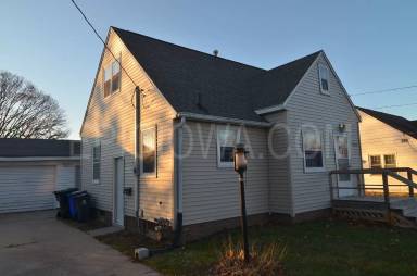 Main picture of 1225 Oakland Rd NE