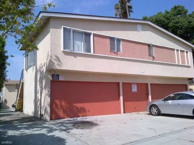 Main picture of 917 Edgewood St