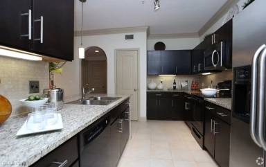 Main picture of 6550 Bertner Ave
