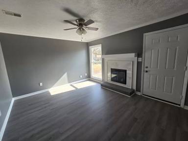 Main picture of 6435 Rannock Dr