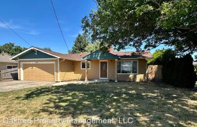 Main picture of 4641 Carolina Ave NE