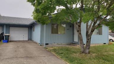 Main picture of 410 S 10th St