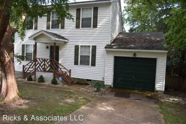 Main picture of 3012 Knott Pl