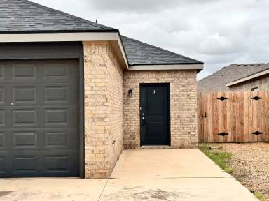 Main picture of 5526 Itasca St