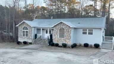 Main picture of 607 Van Dr