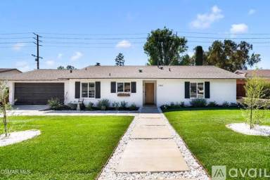 Main picture of 2863 Calle Quebracho