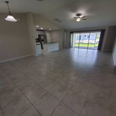Main picture of 2710 NW 5th Ter